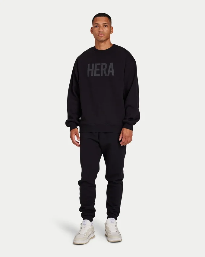 Mens label sweatshirt – black Mens label sweatshirt – black