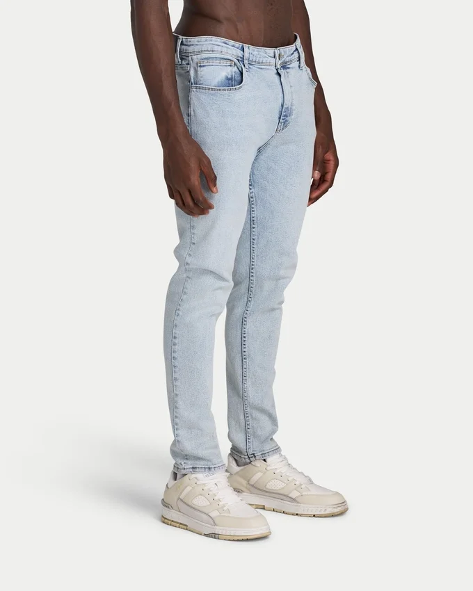 Mens slim fit jean – light blue Mens slim fit jean – light blue