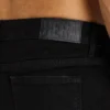 Mens slim fit short – black