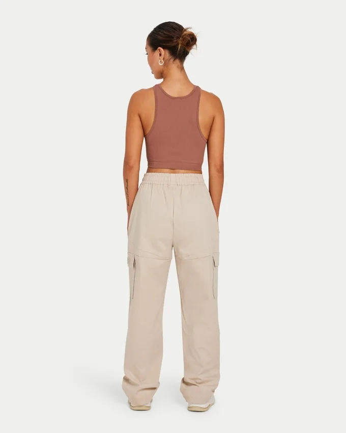 Women’s base racer crop top – acorn brown Women’s base racer crop top – acorn brown