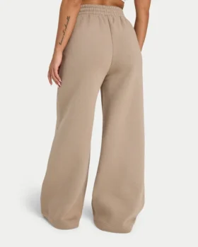 Womens collective wide leg sweatpant – mocha