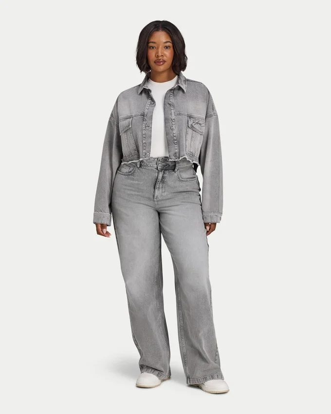 Womens cropped denim jacket Womens cropped denim jacket