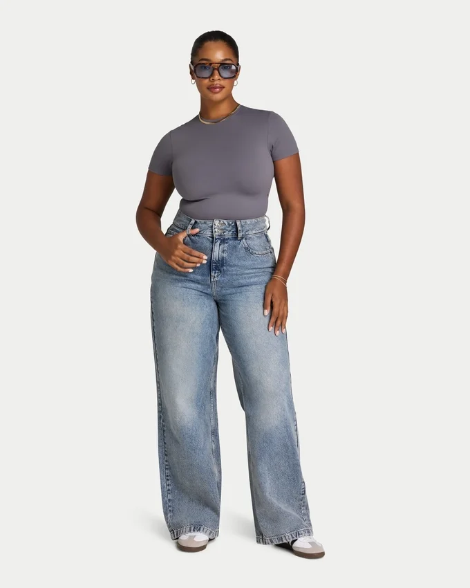 Womens essential t-shirt Womens essential t-shirt