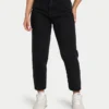 Womens mom jean – washed black