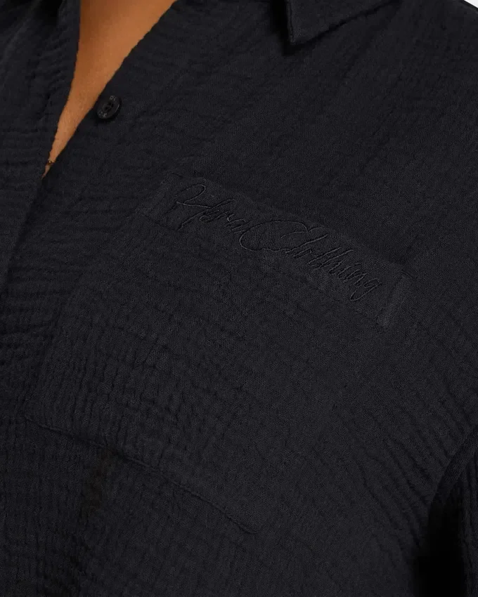 Womens resort crop shirt – black Womens resort crop shirt – black