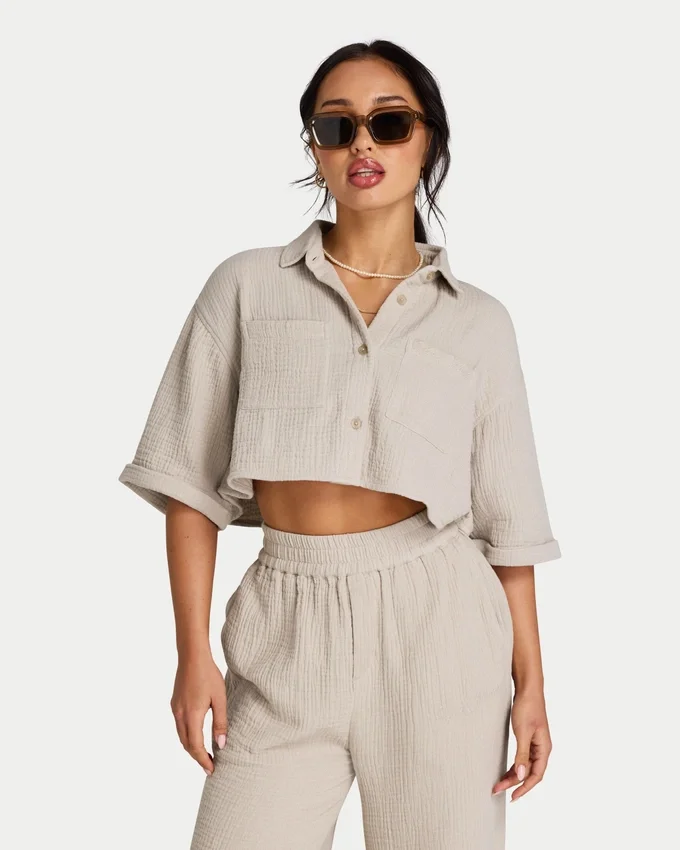 Womens resort cropped shirt Womens resort cropped shirt