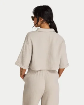 Womens resort cropped shirt