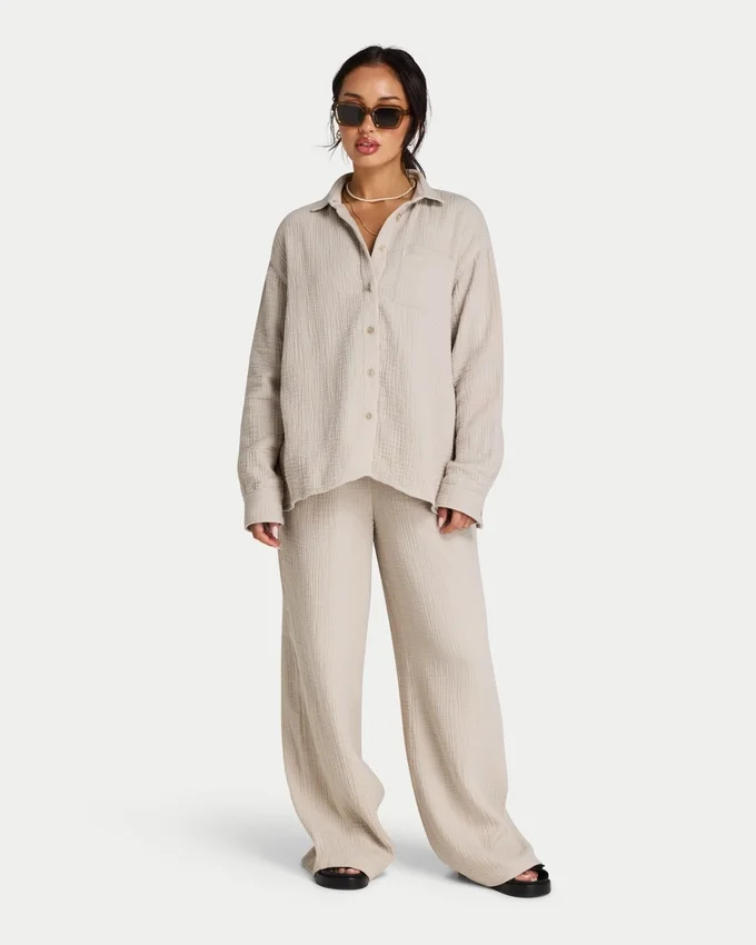 Womens resort long sleeve shirt Womens resort long sleeve shirt