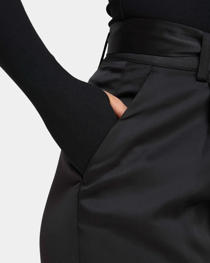 Womens tailored cargo trouser Womens tailored cargo trouser