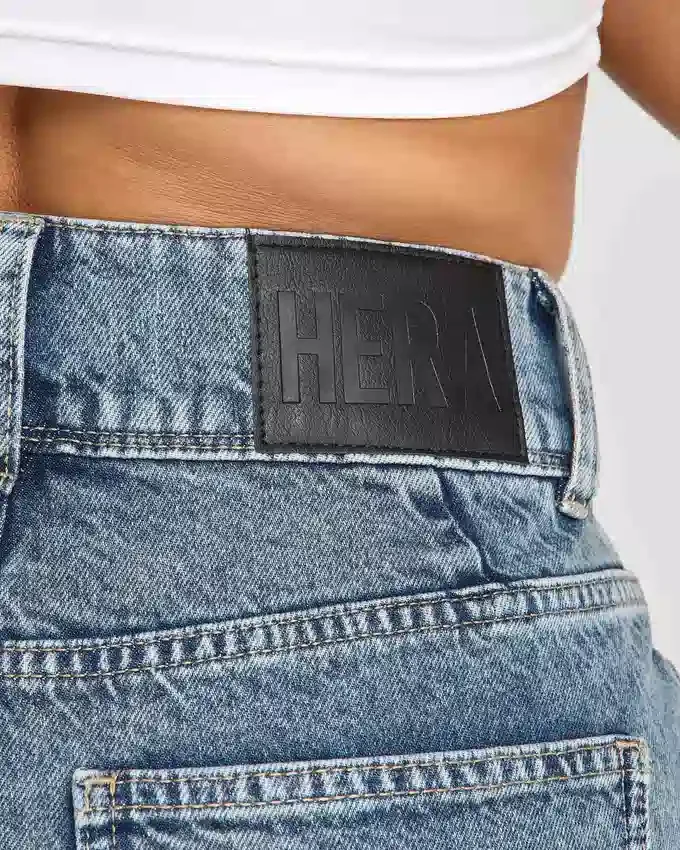 Womens wide leg denim jean – mid wash Womens wide leg denim jean – mid wash
