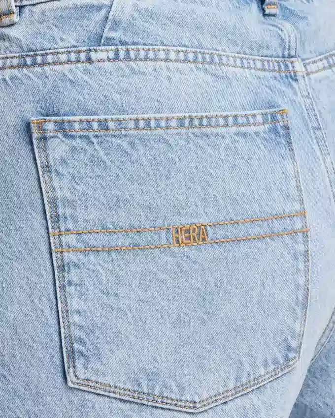 Womens wide leg jean – light blue Womens wide leg jean – light blue
